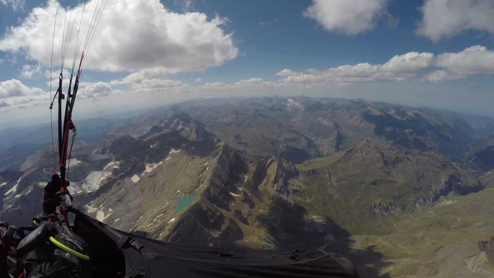 Parapente cross Pyrénées: de Barèges à Couraduque par Gavarnie - Altitude: 4634m